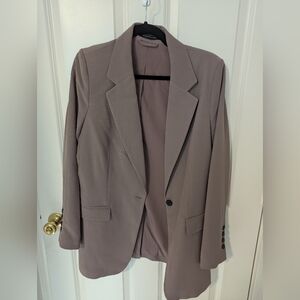 Elie Tahari Women's Blazer in Soft Taupe